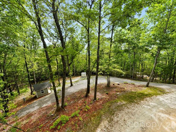 137 Bird Song Road , Penrose, NC 28766