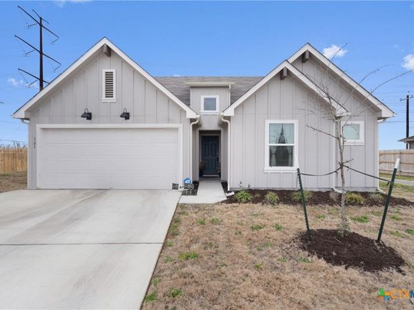 101 Gather , Seguin, TX 78155