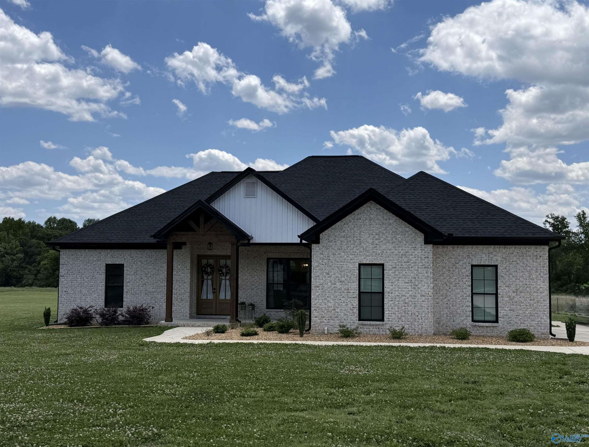 28062 Nuke Whitt Lane, Ardmore, AL 35739 Main Photo