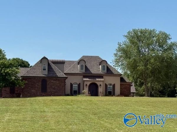 25590 Bain Road, Athens, AL 35613
