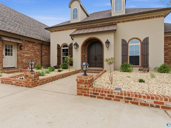 25590 Bain Road, Athens, AL 35613