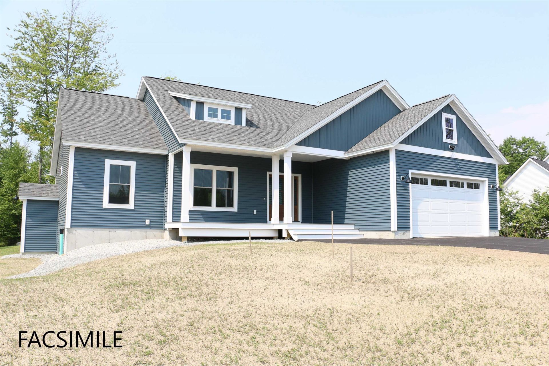 433 Dawn Court, Unit 18, Pembroke, NH 03275 Main Photo