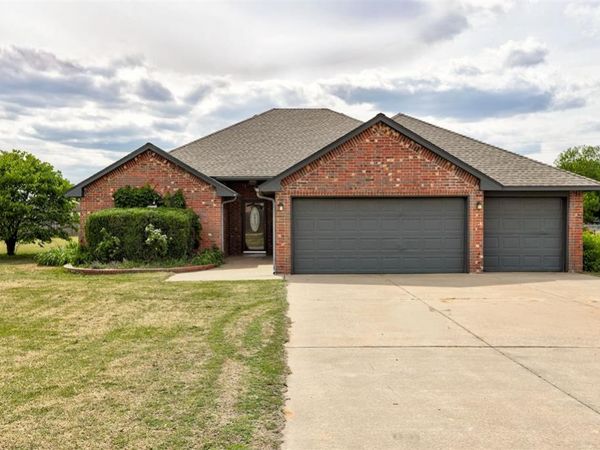 119 Alvie Drive, Tuttle, OK 73089