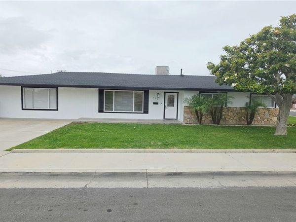 115 9th, Delano, CA 93215