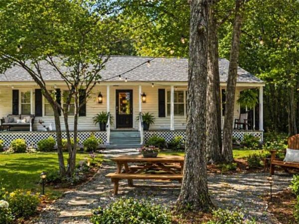 1075 County Road 229 , Social Circle, GA 30025