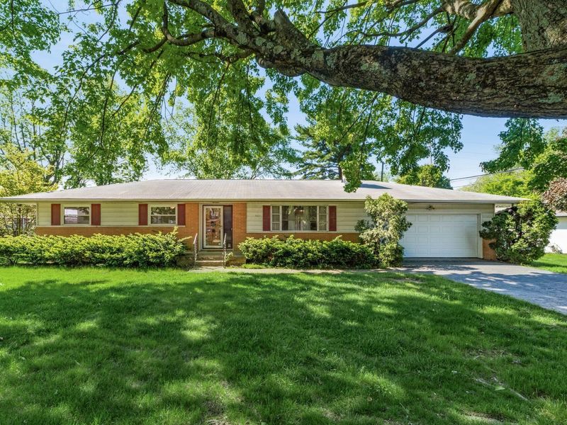 9635 Brookside Drive, Pickerington, OH 43147 Photo 2