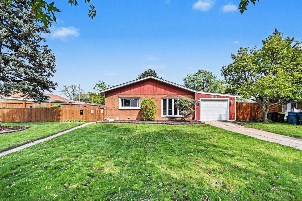 11725 S Keeler Avenue, Alsip, IL 60803 Main Photo