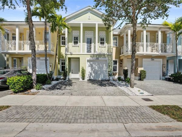 7441 NW 114th Ct , Unit 11412, Doral, FL 33178