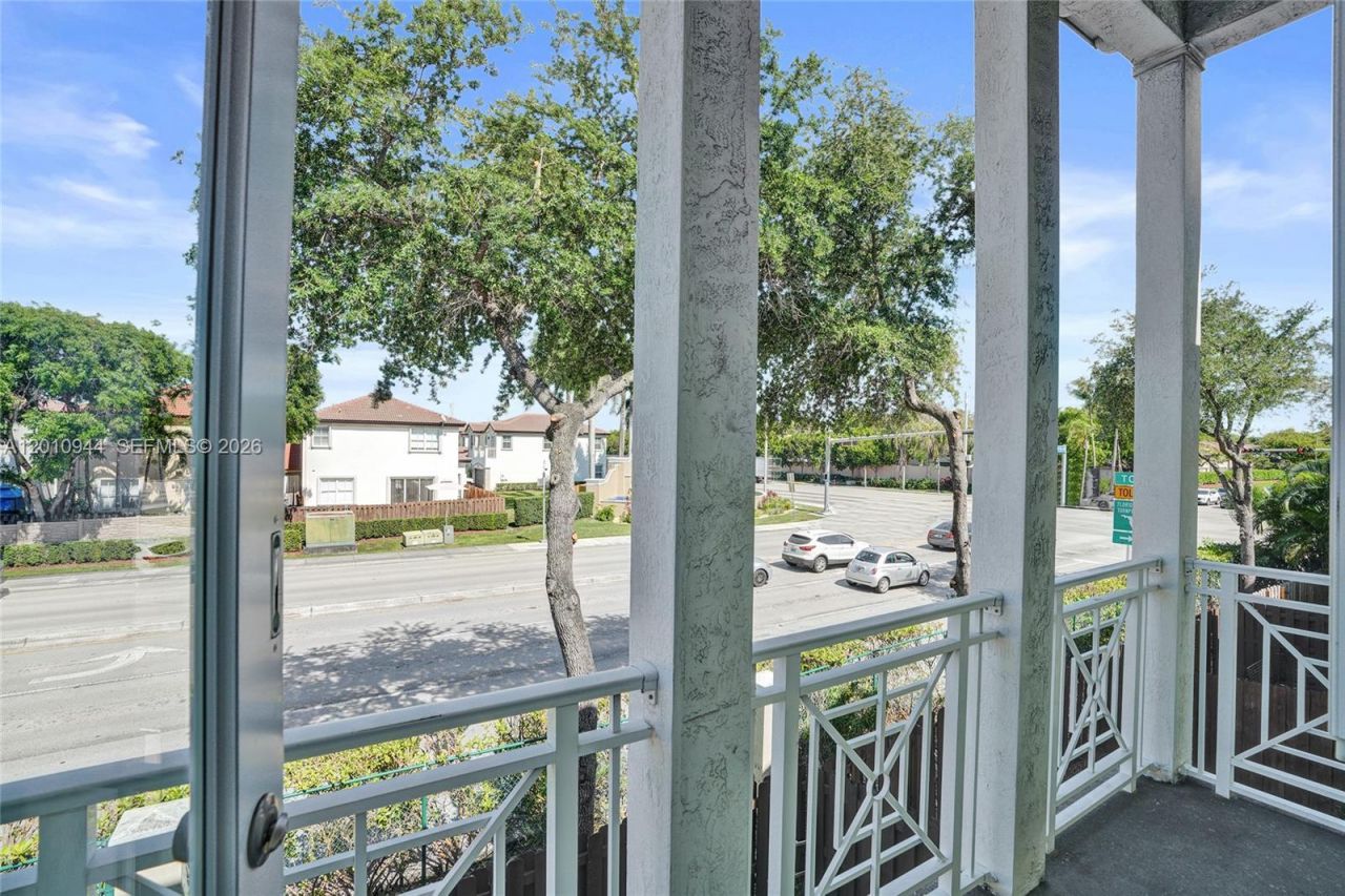 7441 NW 114th Ct, Unit 11412, Doral, FL 33178 Photo