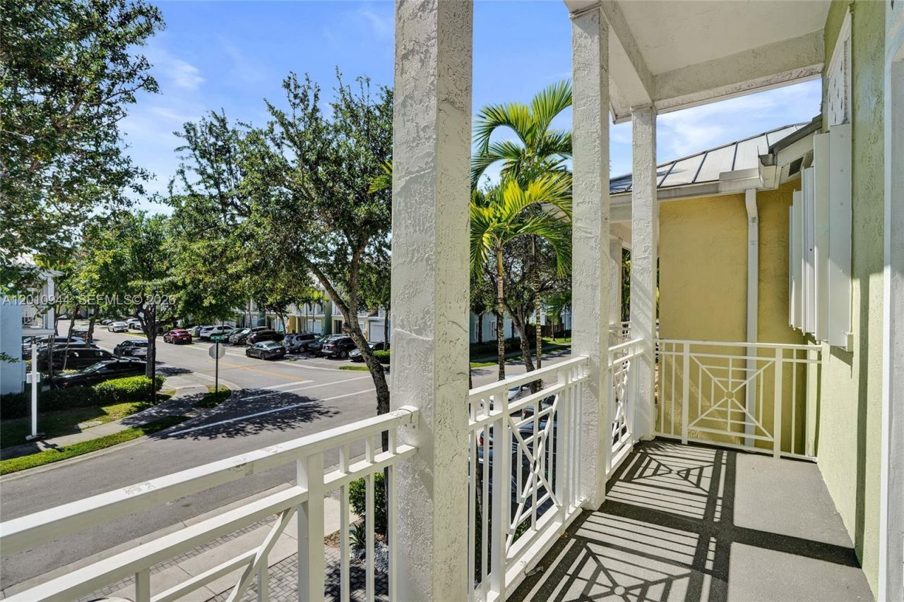 7441 NW 114th Ct, Unit 11412, Doral, FL 33178 Photo