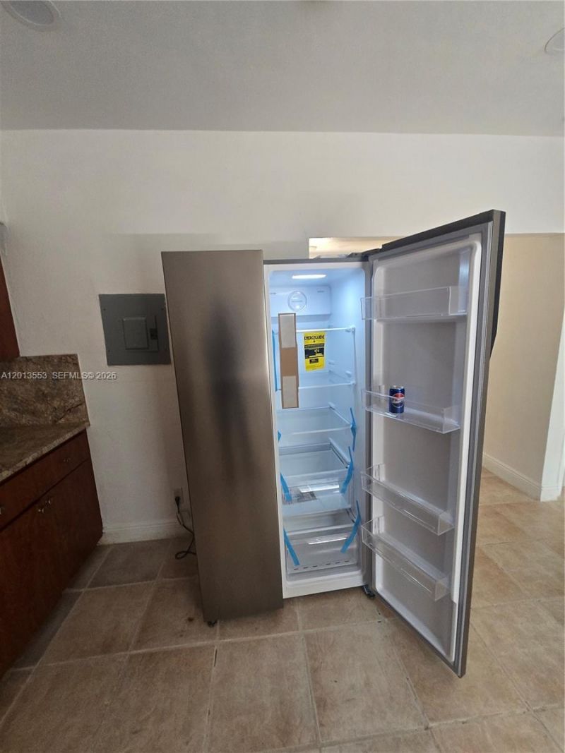 210 NW 69th St , Unit 212, Miami, FL 33150 Photo