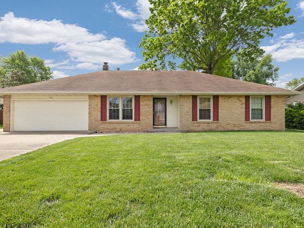 1132 W Berkeley Street , Springfield, MO 65807