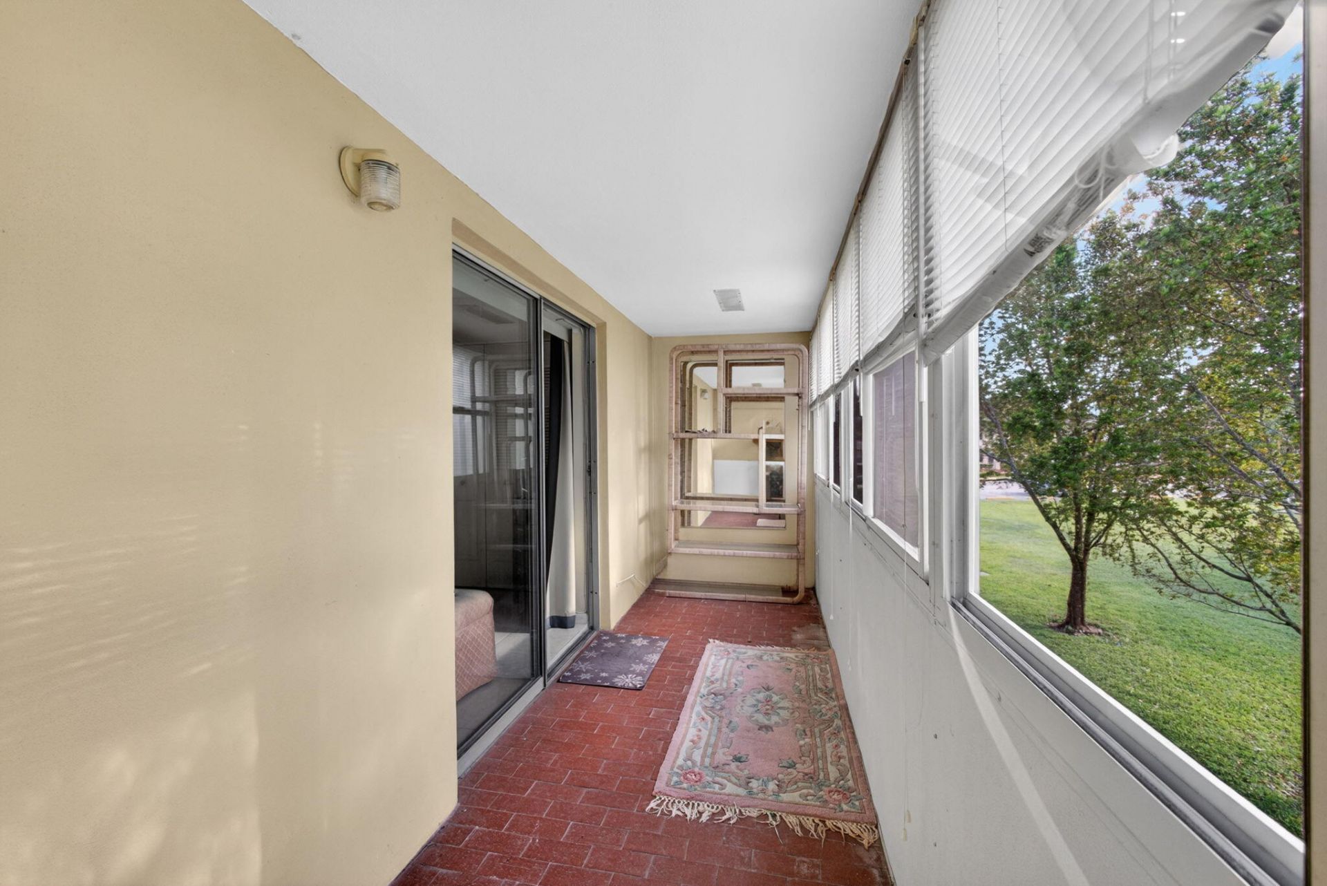 157 Camden G, West Palm Beach, FL 33417 Photo