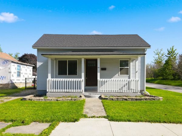 414 E High Street, Garrett, IN 46738