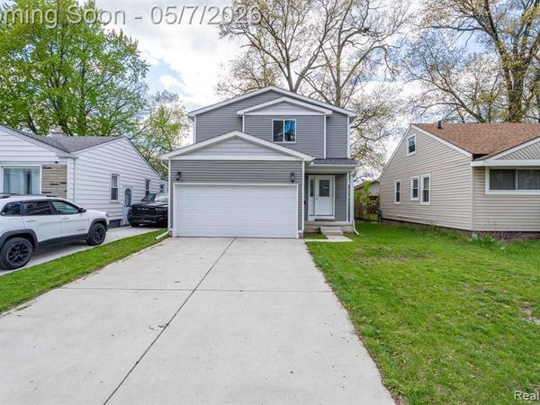 23785 Davey Avenue, Hazel Park, MI 48030