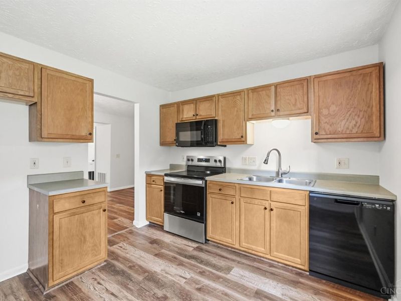 10512 West Road, Unit 34, Harrison, OH 45030 Photo 11