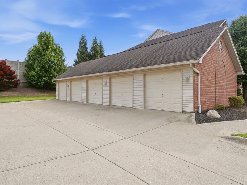 10512 West Road, Unit 34, Harrison, OH 45030 Photo 2
