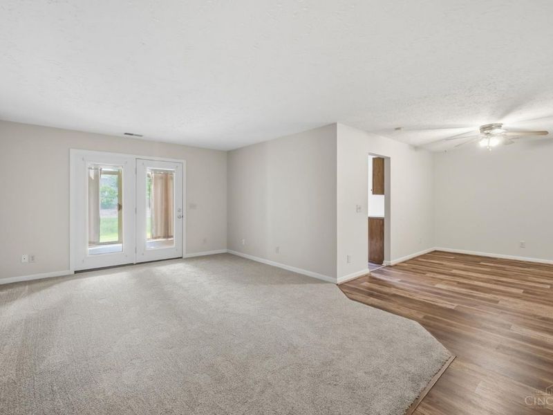 10512 West Road, Unit 34, Harrison, OH 45030 Photo 4