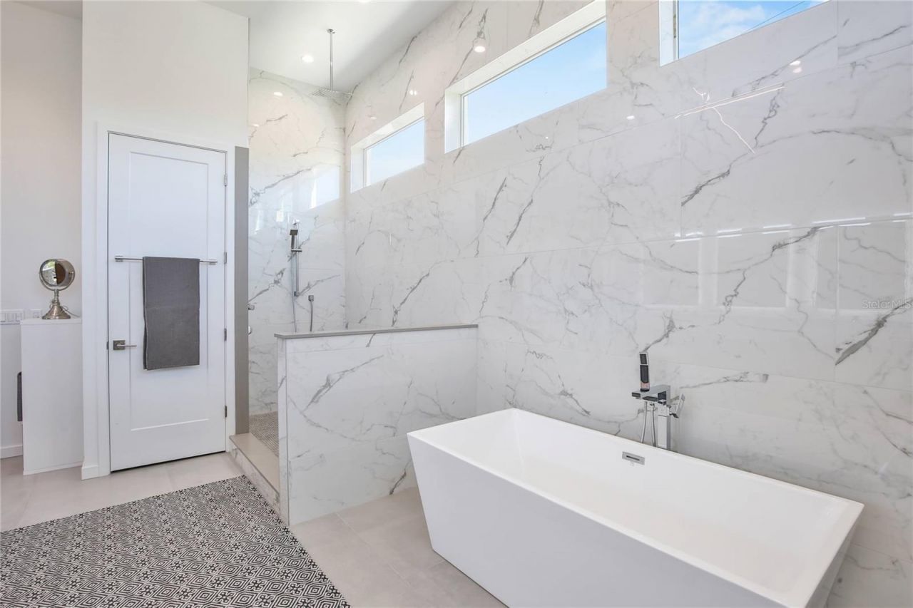 3939 Higel Avenue, Sarasota, FL 34242 Photo