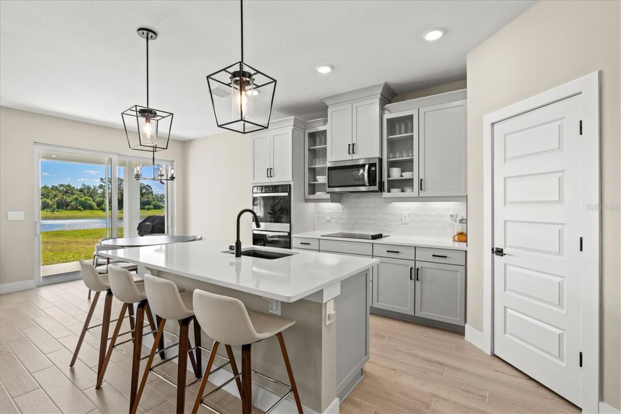 506 Sun Chaser Drive, Nokomis, FL 34275 Photo
