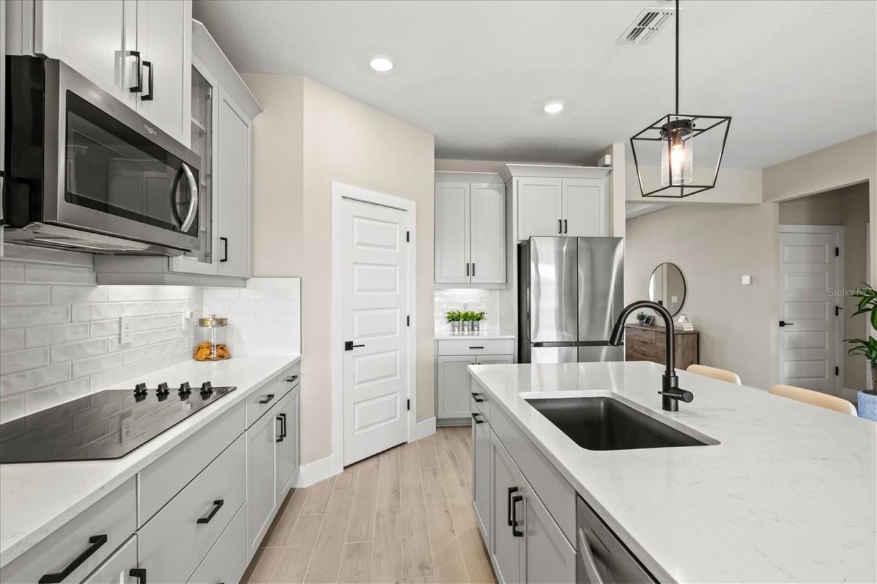 506 Sun Chaser Drive, Nokomis, FL 34275 Photo