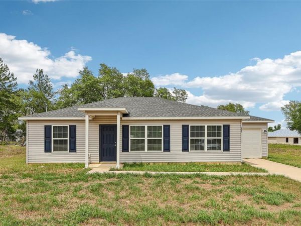 223 MALAUKA ROAD , OCKLAWAHA, FL 32179