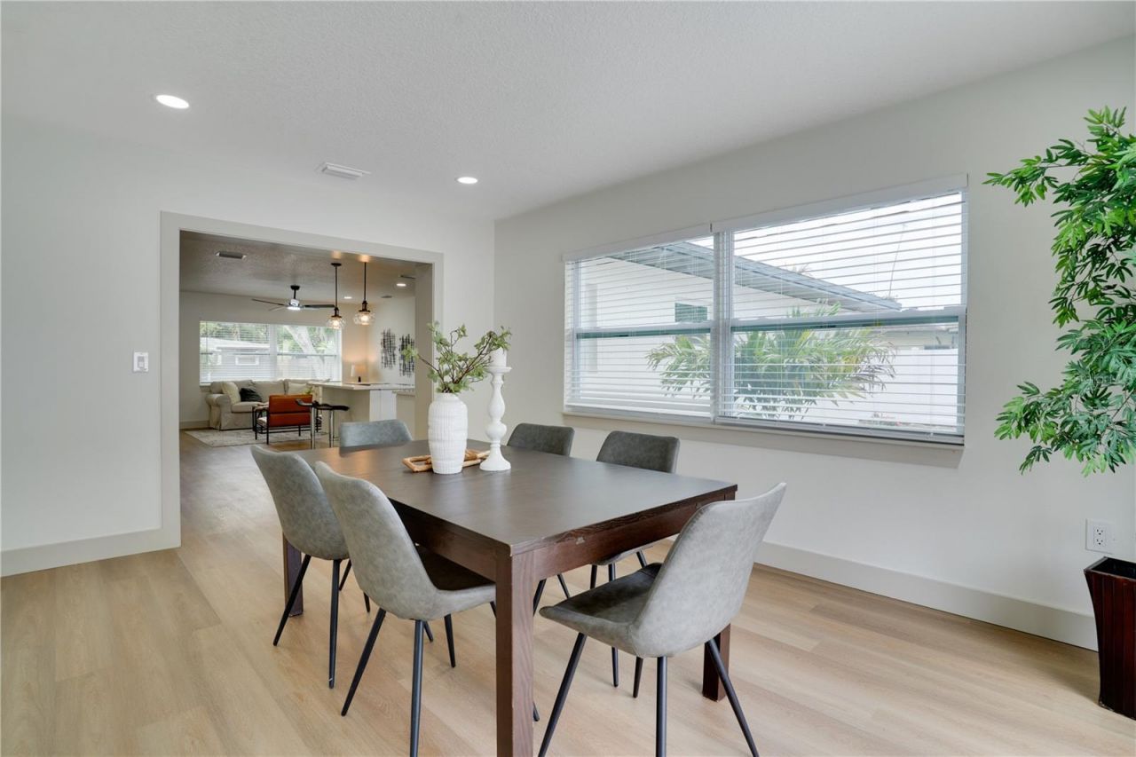 1950 75th Street N, Saint Petersburg, FL 33710 Photo