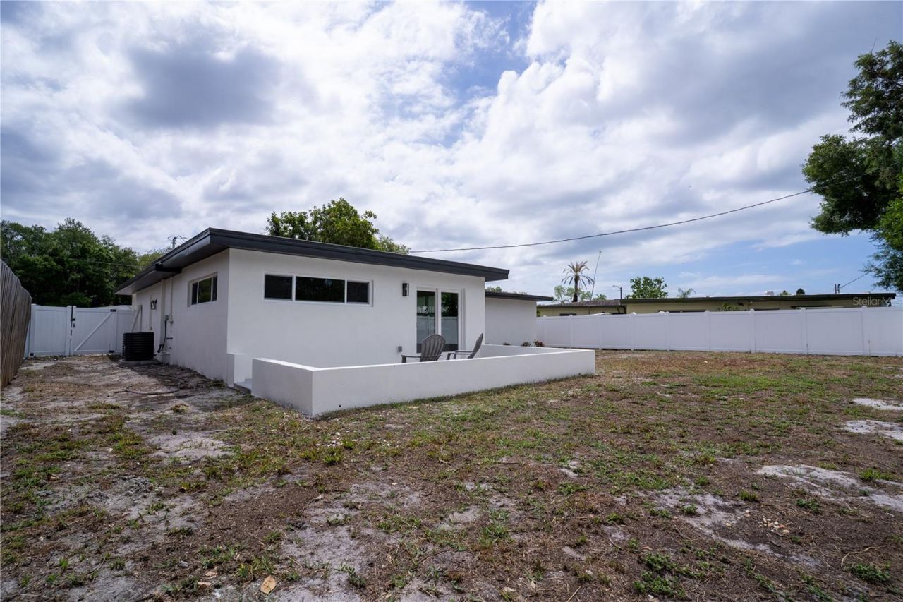 1950 75th Street N, Saint Petersburg, FL 33710 Photo