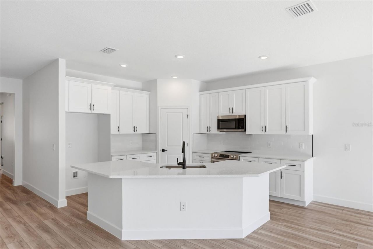 117 Hadley Drive, Sanford, FL 32771 Photo