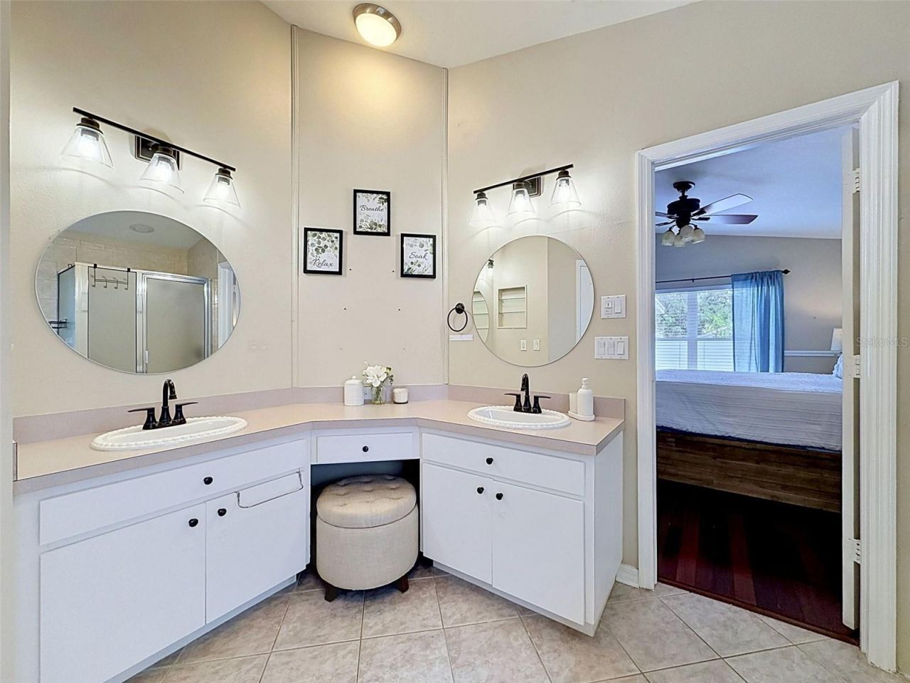 26714 Middleground Loop , Wesley Chapel, FL 33544 Photo