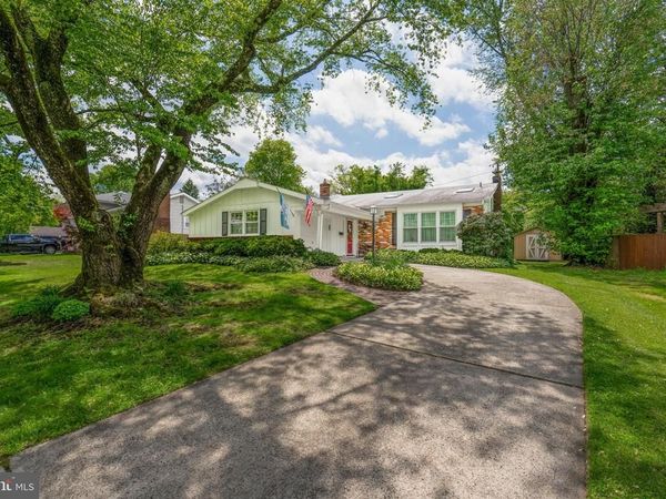 108 BRENTWOOD DRIVE, MOUNT LAUREL, NJ 08054