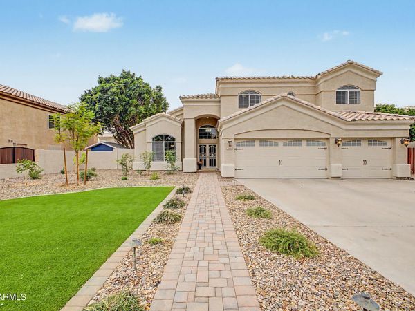 2919 E FOX Street, Mesa, AZ 85213