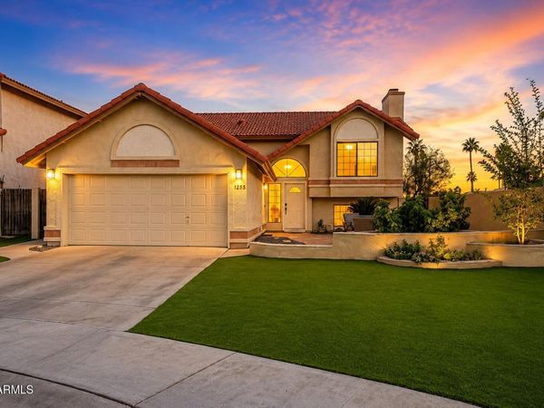 1255 W SEA SHELL Drive, Gilbert, AZ 85233