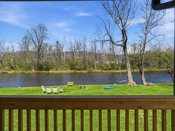 135 Brandywine Pl , Elizabethton, TN 37643
