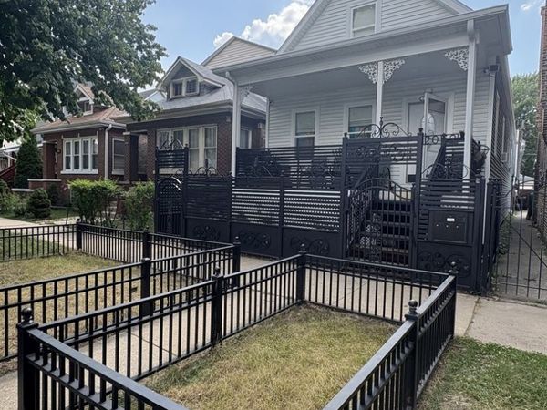 2052 N La Crosse Avenue , Chicago, IL 60639