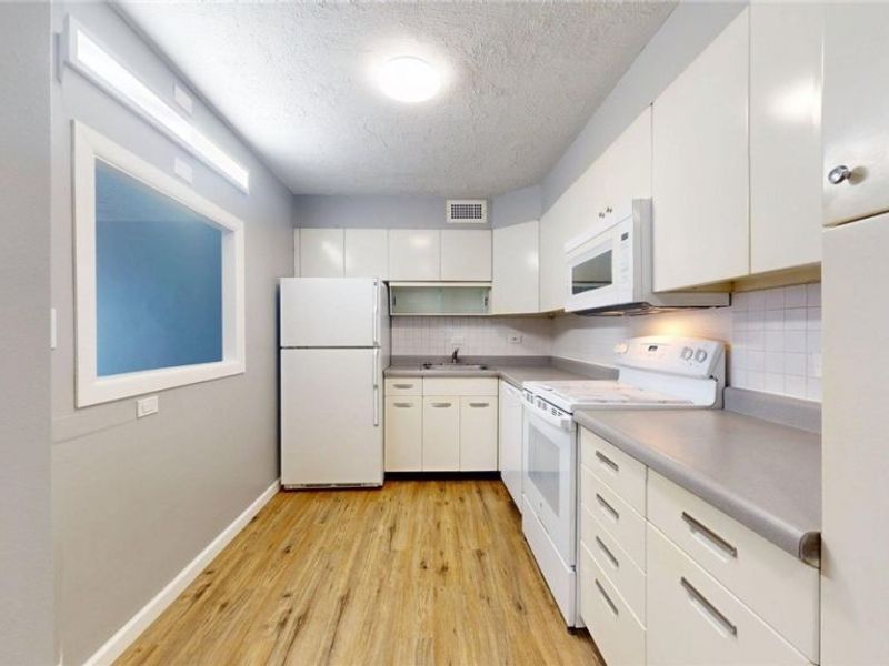 12700 Lake Avenue, Unit 804, Lakewood, OH 44107 Photo 2