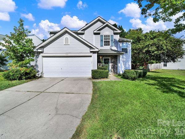 10541 Haddington Drive NW, Charlotte, NC 28269