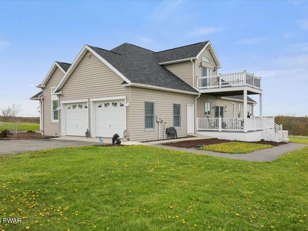 16 Meadow Tree Lane , Lakewood, PA 18439