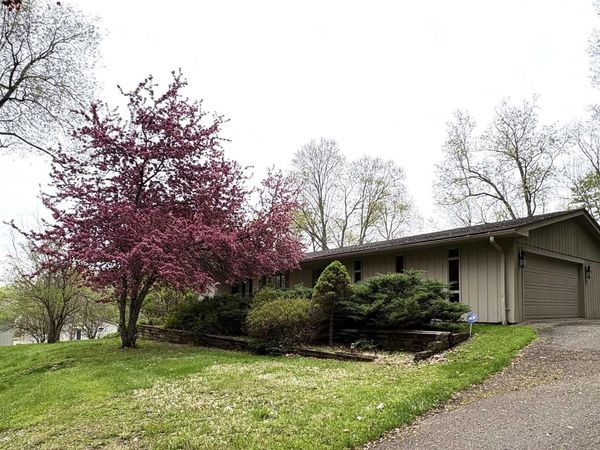 13550 Dunham Road, Hartland, MI 48353