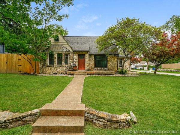 3132 S Owasso Avenue , Tulsa, OK 74105