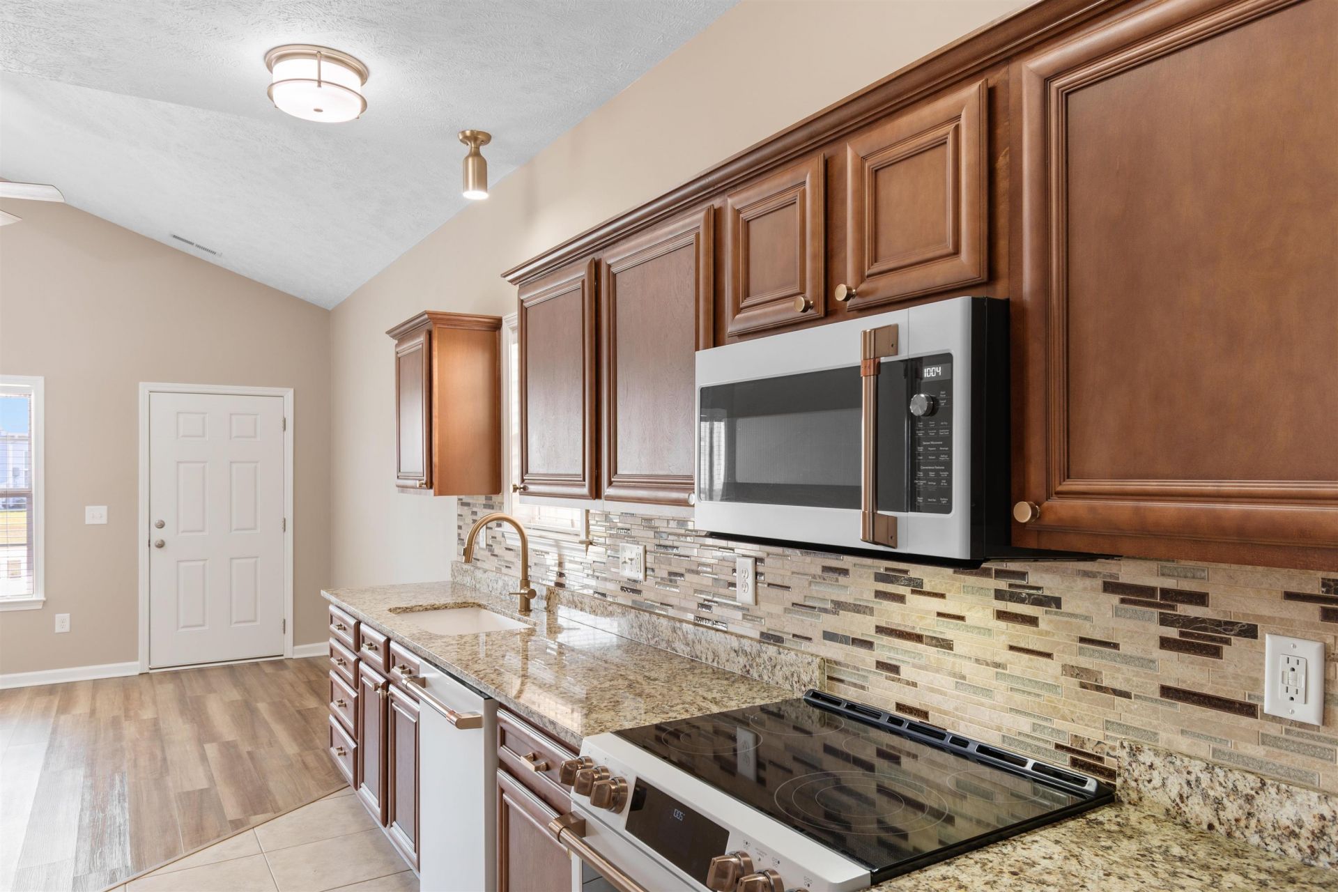 767 Shell Creek Circle Photo 7