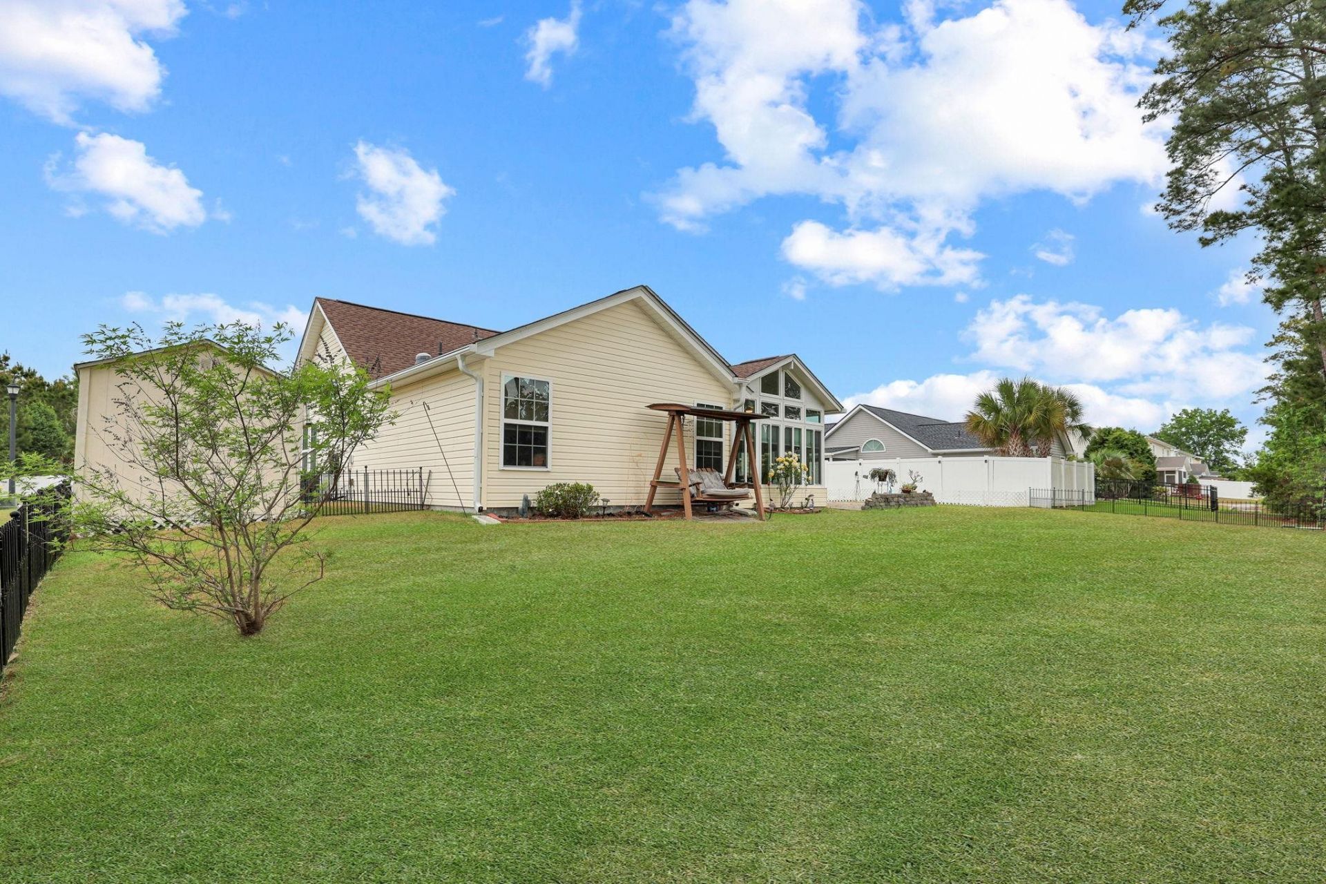 504 Cottage Oaks Circle Photo 24