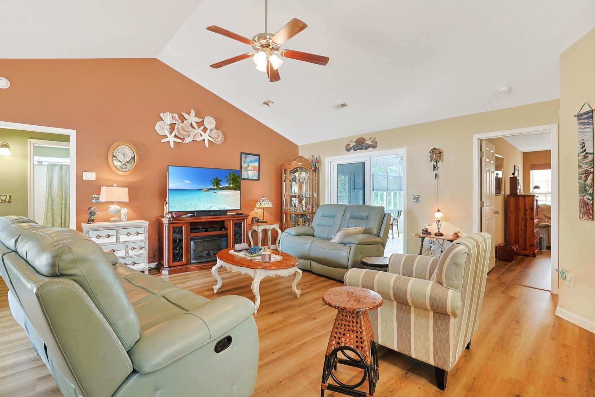 504 Cottage Oaks Circle Photo 5