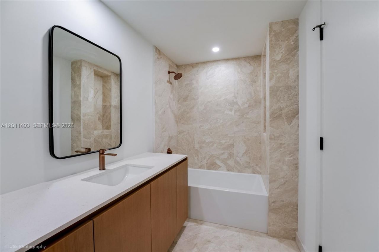 1177 Kane Concourse, Unit 405, Bay Harbor Islands, FL 33154 Photo