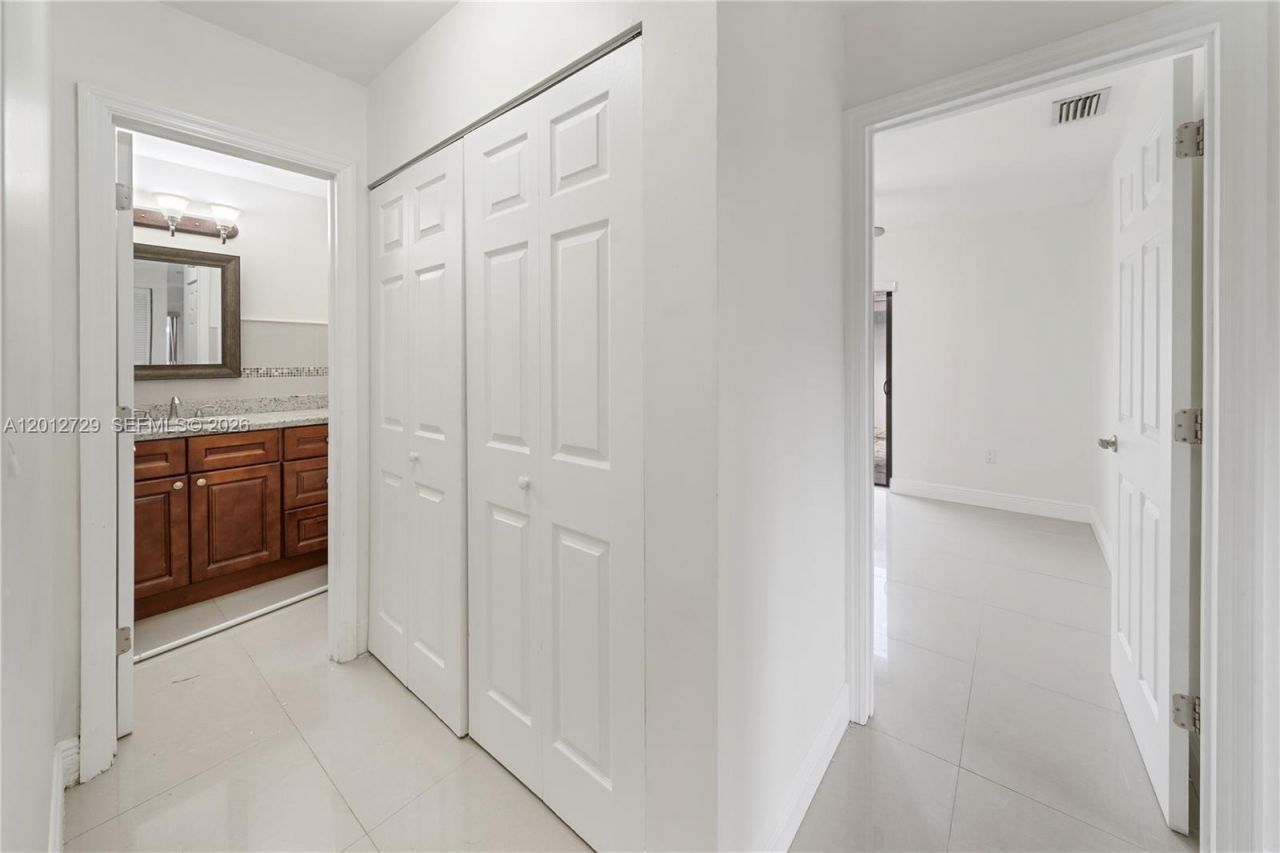 11000 SW 112th Ave, Unit 11000, Miami, FL 33176 Photo