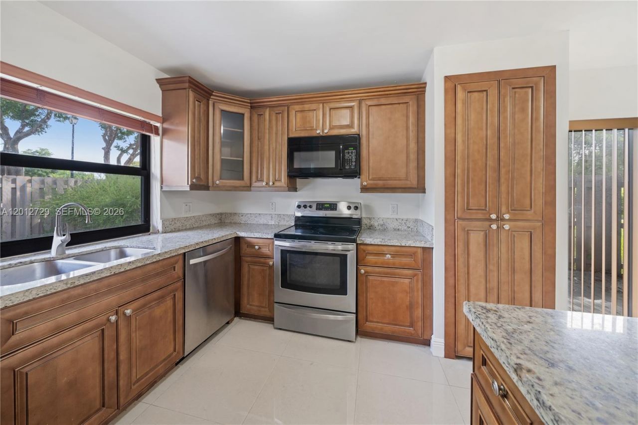11000 SW 112th Ave, Unit 11000, Miami, FL 33176 Photo