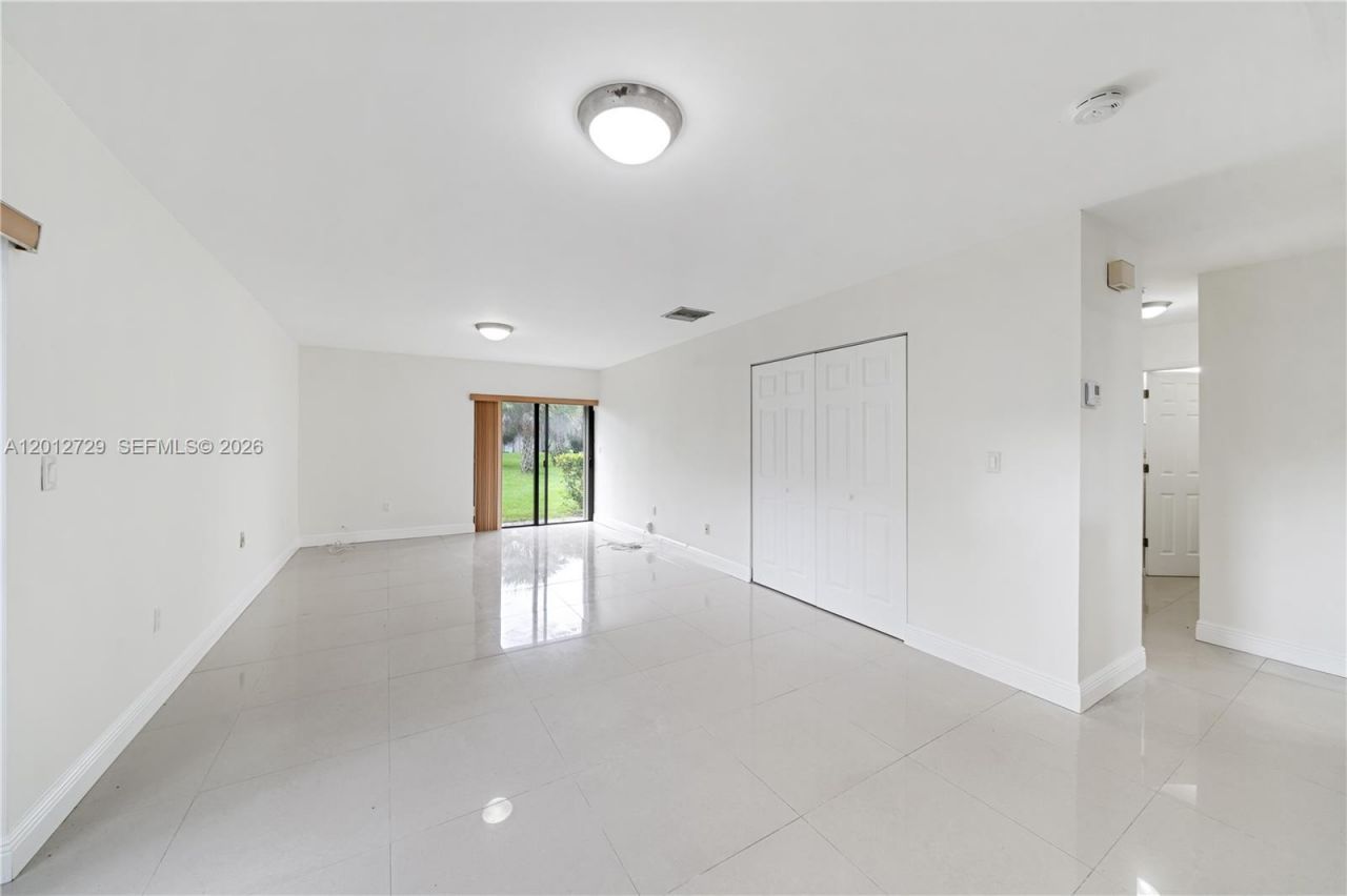 11000 SW 112th Ave, Unit 11000, Miami, FL 33176 Photo