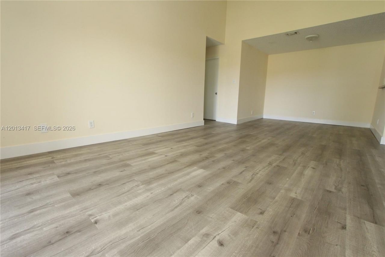 11211 W Atlantic Blvd, Unit 308, Coral Springs, FL 33071 Photo