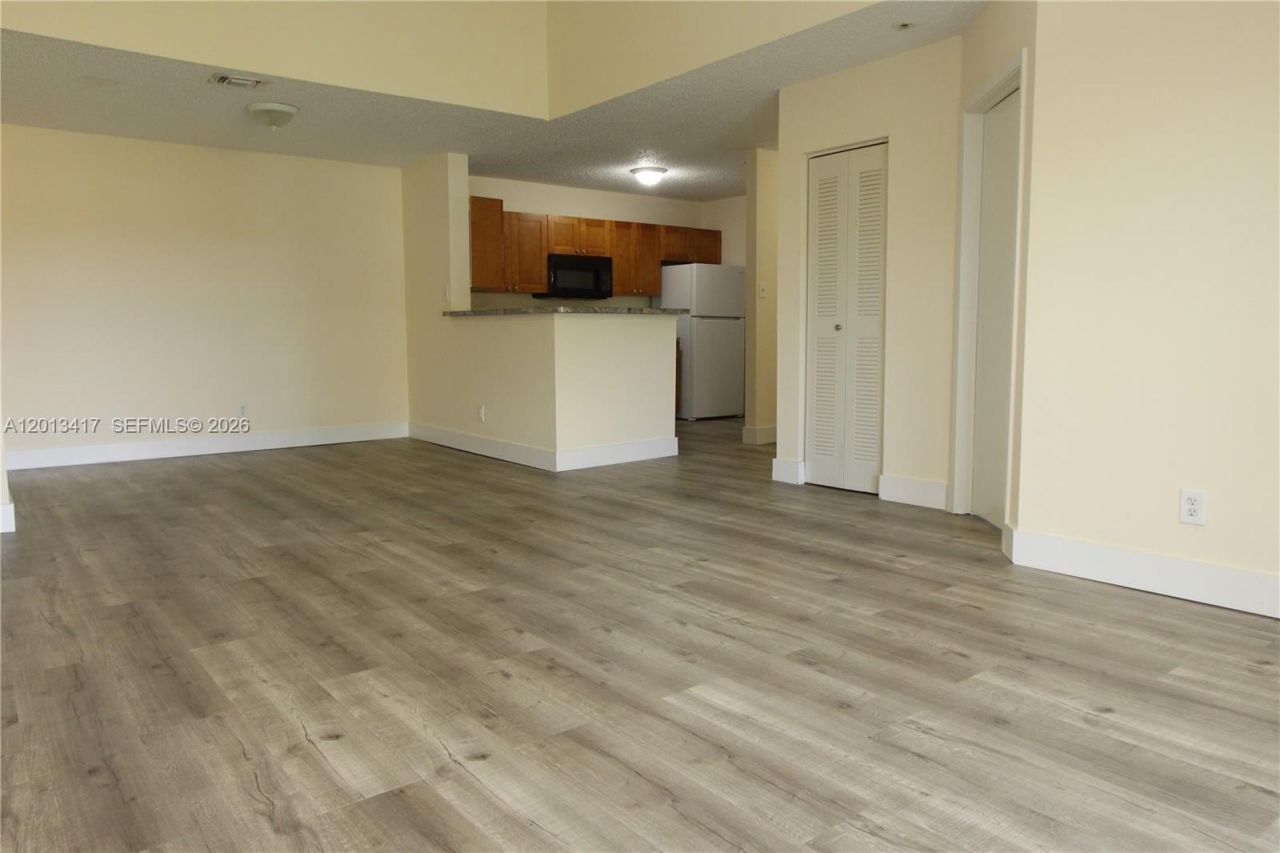 11211 W Atlantic Blvd, Unit 308, Coral Springs, FL 33071 Photo