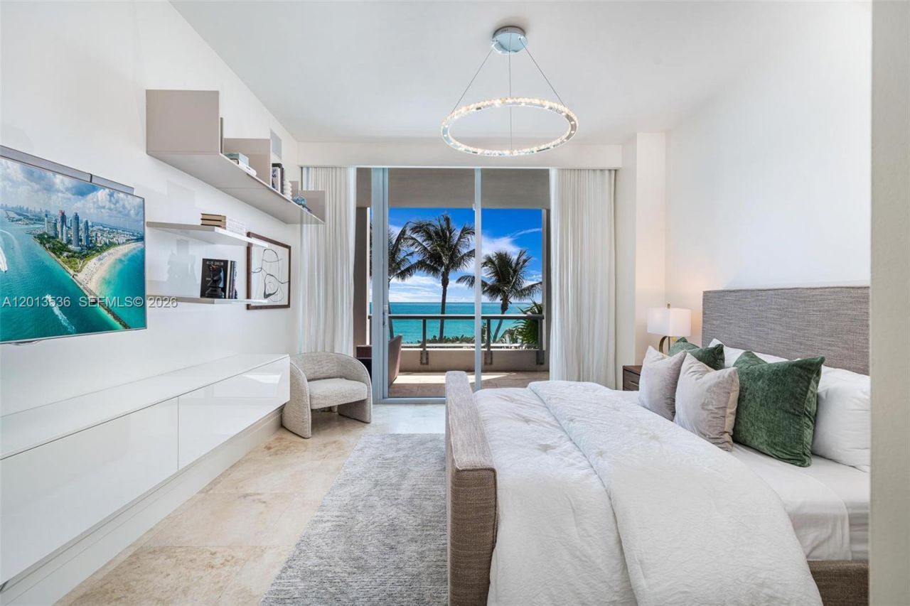 6799 Collins Ave, Unit 205, Miami Beach, FL 33141 Photo